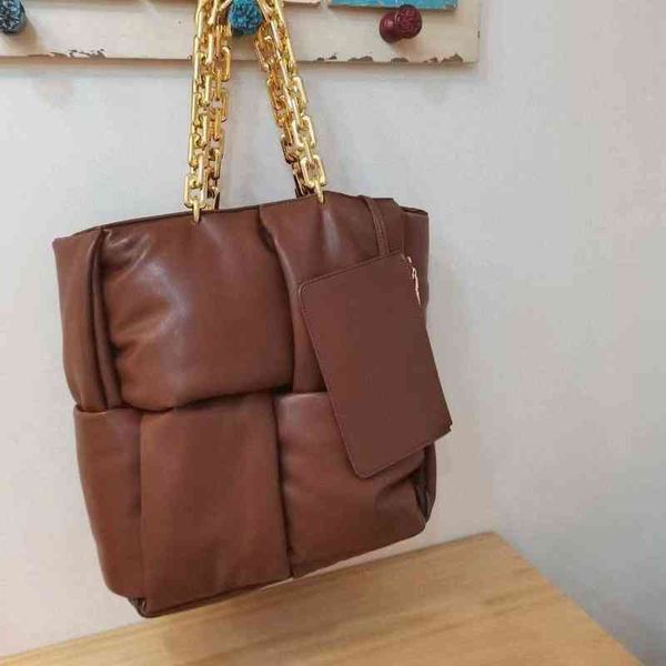 

stuffed handbag women large travel bag luxury designer shoulder bag thick acrylic chain hand purse dropshipping g220422