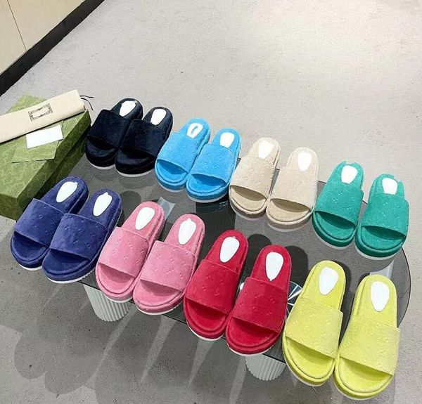 

designer new style limited edition thick-soled slipper velvet vamp letter embossing couples sandal outdoor leisure sheepskin lining sand sli, Black