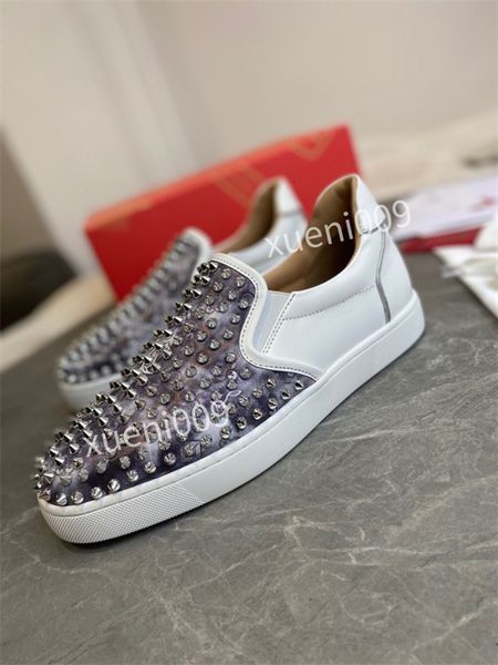 

2022 men women luxury shoes genuine leather sneakers studded designer shoe for black white spikes casual rivet sneaker hj210303