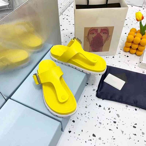 

slippers women's outdoor slippers beach and metal decorative, Black