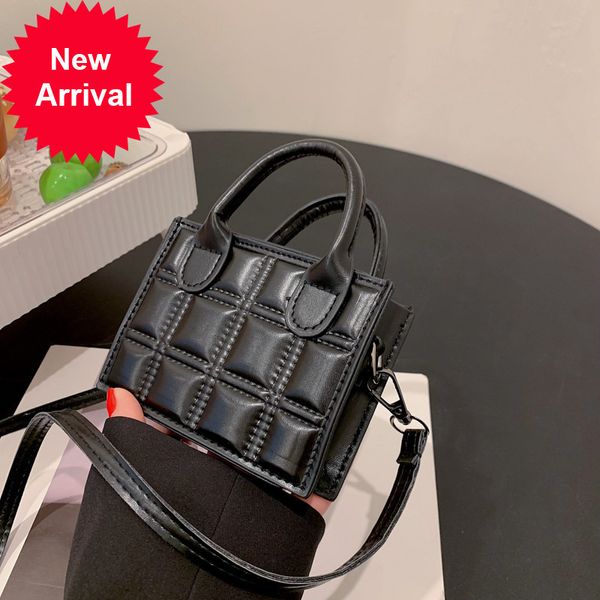 Tide Brand Wholesale Women's Simple Casual 2022 New Style One Texture Small Handbag Cross Fashion Trend Shoulder Crossbody Bags