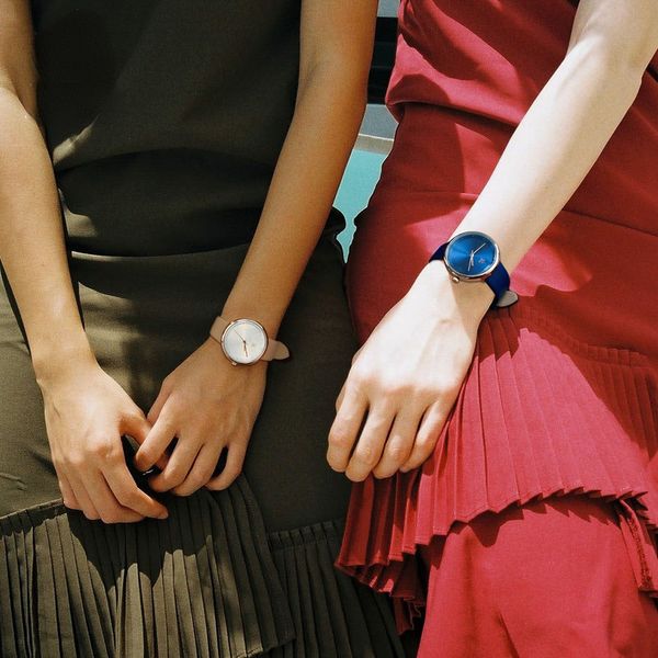 Mixmatch Simple Watch для бежевого кожаной полосы кварцевый точный Reloj Mujer женщины MONRE FEMME оптом