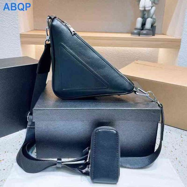 

2022 new black designer triangle leather bag sports one shoulder casual tote small triangle messenger bag