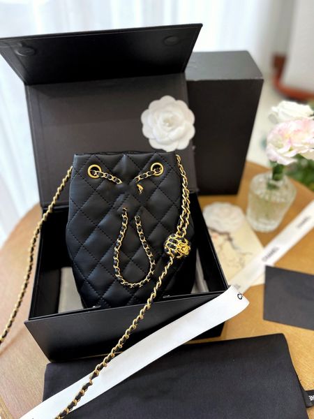 

2022 summer walnut ball bucket bag designer cross-body one shoulder fashion banquet coin purse