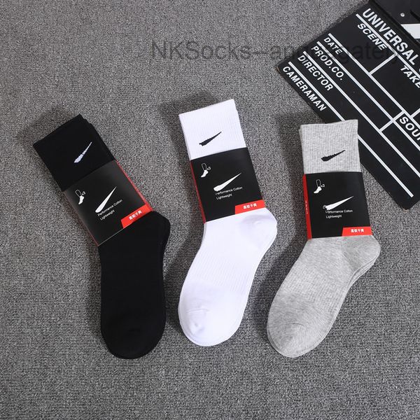 

men's fashion sports socks classic hook brand medium tube solid men women basketball sweat absorbing breathable short boat sock luxury, Black