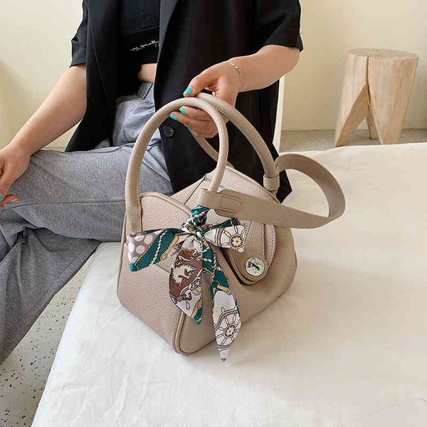 

high sense women's bag 2020 fashion new french minority handbag personality temperament large capacity one shoulder messenger bag