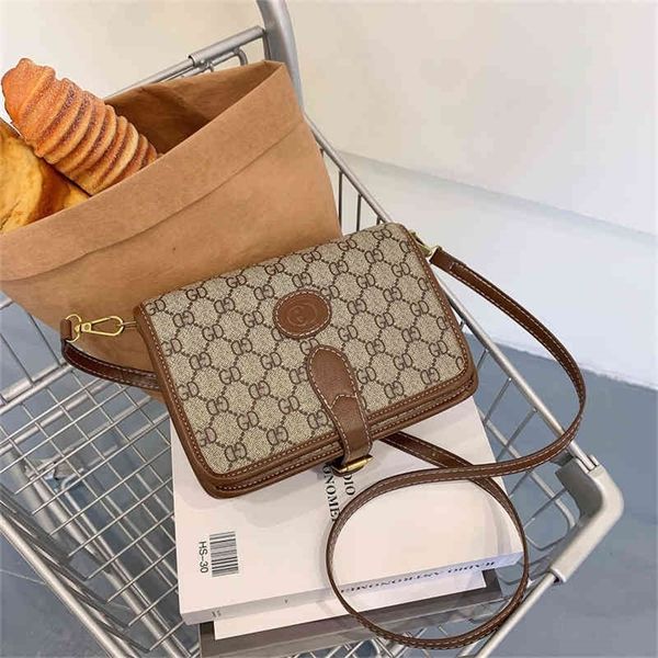 

shop online 85% off luggage network red live broadcast of the same small square bag bonded printing mobile phone single shoulder bags, Black;red