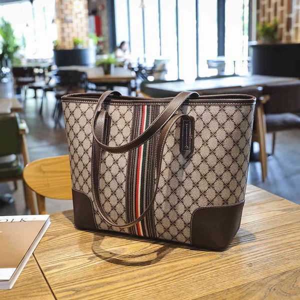 

tote bag women's 2022 spring and summer high-capacity new women's printed hand-held armpit shoulder bag