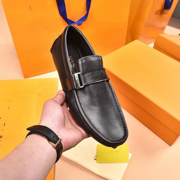 

2022 luxury designer trendy brand men's designer dress shoes black peas shoes fashion casual wedding prom banquet business men's c