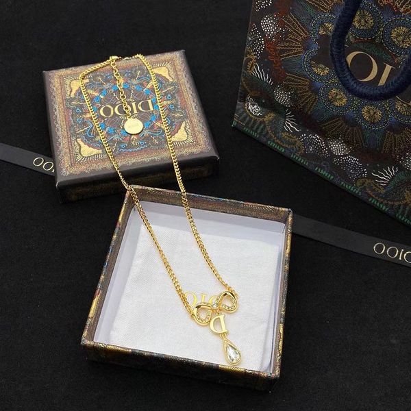 

2022d family di car cd bow d-shaped pendant necklace simple and generous versatile fashion female clavicle chain factory, Black