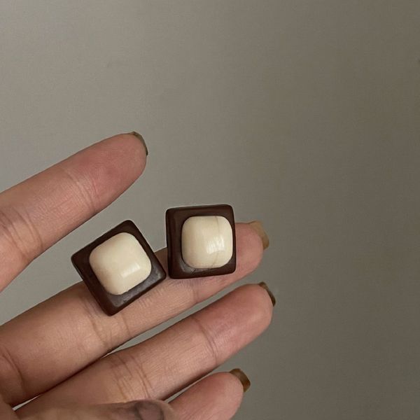 

925 silver needle korean retro resin square earrings minority simple design sense earrings personalized temperament eardrop women, Golden