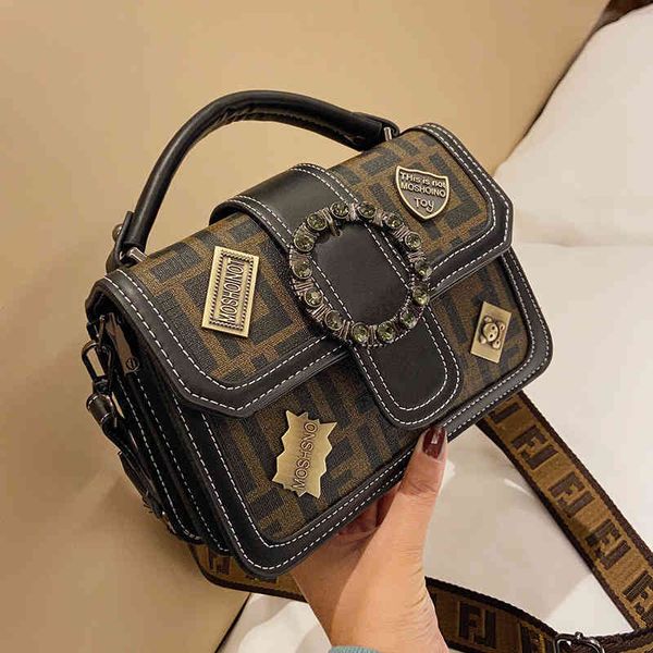 

autumn and winter classic one shoulder net red bag