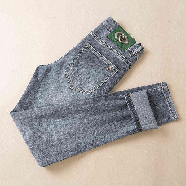 

blue trendy jeans men's fashion high-end spring / summer 2022 slim pants