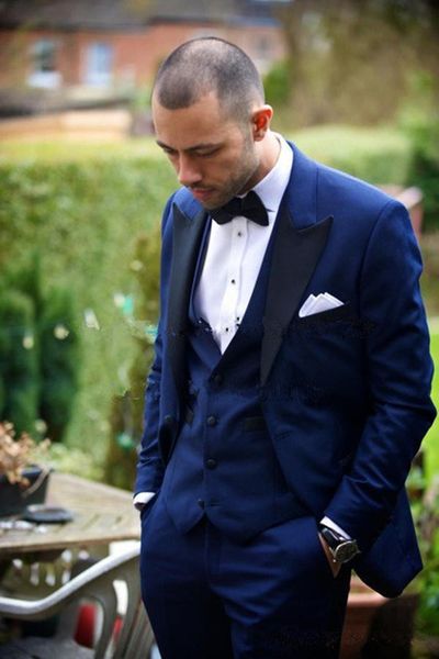 Vintage karanlık lacivert erkek takım elbise düğün smokin siyah zirve kara ince fit resmi damat giymek 3 adet akşam yemeği balo parti blazer ceket pantolon yelek yay