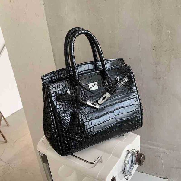 

leiure temperament crocodile pattern mall bag female 2022 new fahion korean ingle houlder bag net red armpit mall quare bag