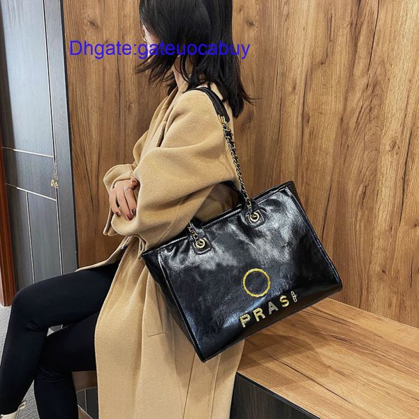 

luxury brand designer handbags women's evening bags ch metal badge tote bag small mini fashion beach handbag female capacity large leat, Black;red