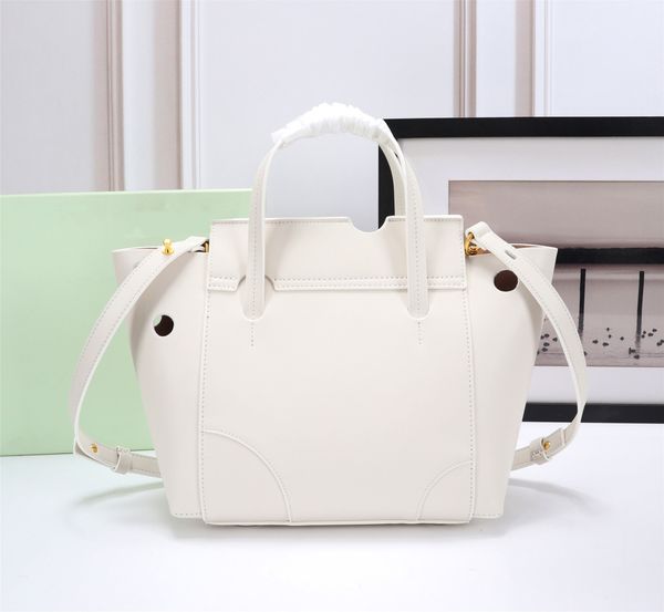 

2022 new ladies burrow meter hollow out mother's day gifts