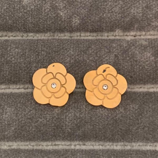 

whole simple black red white flower earrings letters 18k rose gold silver stud earrings size l m s ear studs women wedding par280x, Slivery;golden