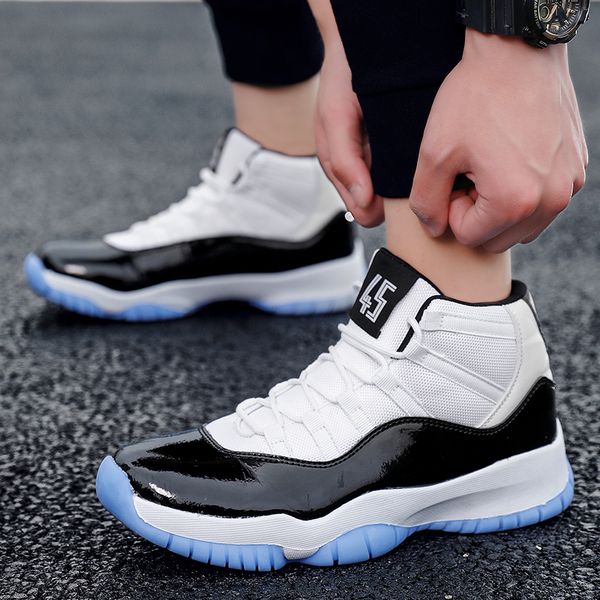 

fashion motorcycle boots brand men women jdness 11s retro bred basketball shoes athletics outdoor non-slip quantum bounced sneakers