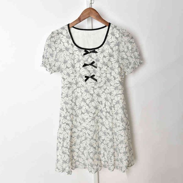 

casual dresses spring and summer little fresh lady style square neck bow decoration broken flower waist dres, Black;gray
