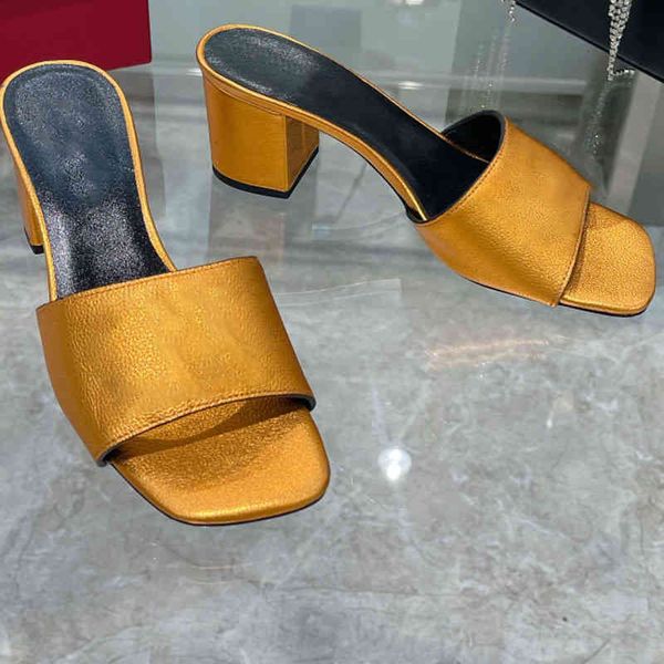 

sandals spring metal buckle sandals for women to wear fashionable thick heels and versatile middle heel flip flops, Black
