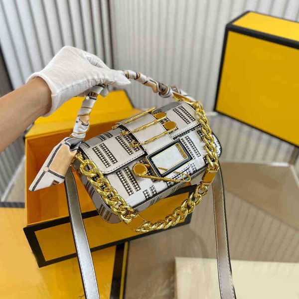 

luxury graffiti totes bags women fende designer anniversary handbags classic shoulder bags leather crossbody bag purses a25s