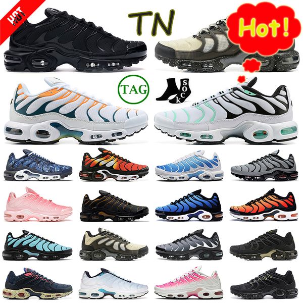 

2022 terrascape tn plus men women running shoes triple white black royal digital camo wild prints blue graphic prints hyper jade mens traine