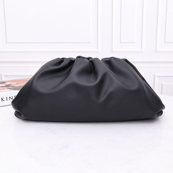 

wholesale famous designer italy cowhide leather coin purse genuine sheepskin hand bag it cloudy bags black color 22cm, Red;black