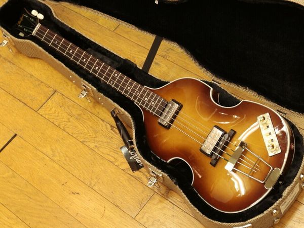 

500/1 vintage 62 world history premium 3rd electric bass
