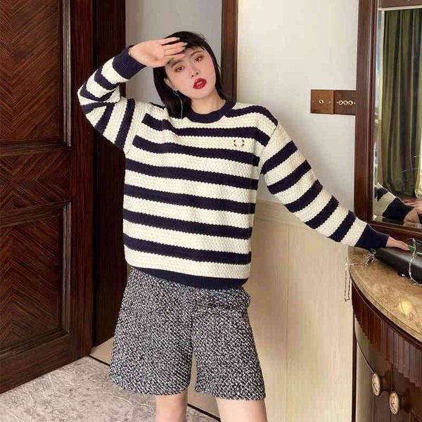 

women's knits tees loose black and white stripe round neck foreign style lazy wind pullover wool knitted women's sweater
