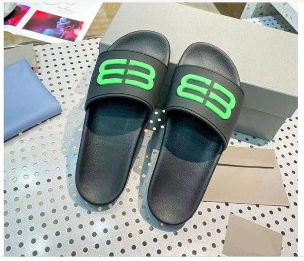 BB67 SLIPPERS MENS SLIDES SLIDES SLIDES DE SANDALS DE SANDALS E DE PELO Designer de peles Slipper de sola plana Paris Piscine Pool Slide Logo Sandal Sliders Shoes Luminous 34-45