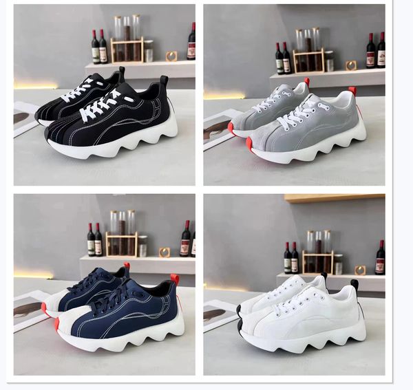 

2022 spring new classic luxury shoes color blocked knitted sneakers running shoes men's and women's