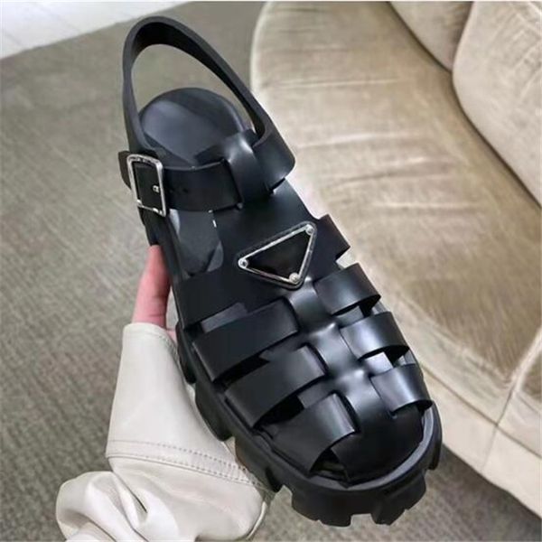 

women designer sandals gladiator sandal fashion platform slides triangle metal slippers retro beach loafers round toe sandal, Black