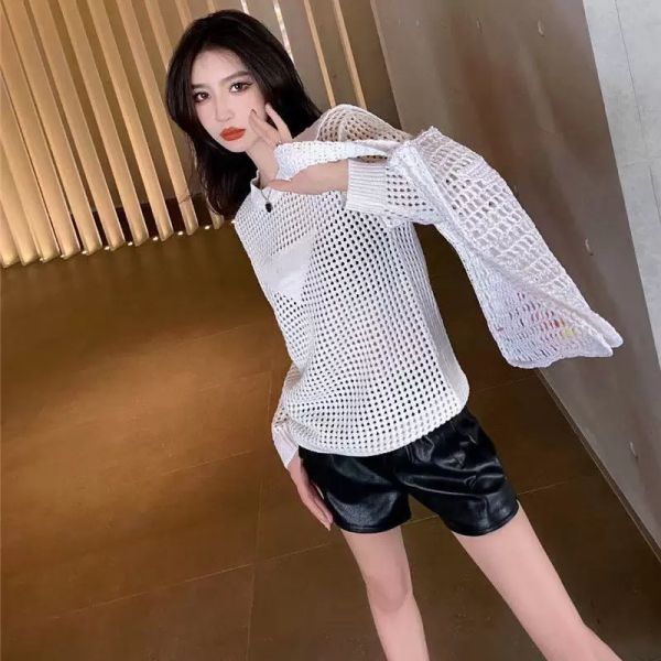 

high version tee the network red women's t-shirt with the chest design of letter logo hollow-out sweater korean loose outside sunscreen, White