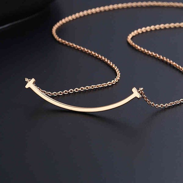 

ldu6 high version t family new star necklace, Black