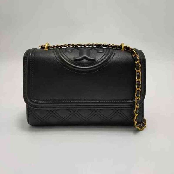 

50% off factory stores foreign trade new european and american fashion temperament simple solid color embossed rhombic lattice flip single s