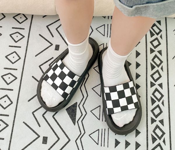 

2022 designer slippers women sandals luxury slides oran sandal classic flip flop casual shoes sneakers trainer brand080, Black