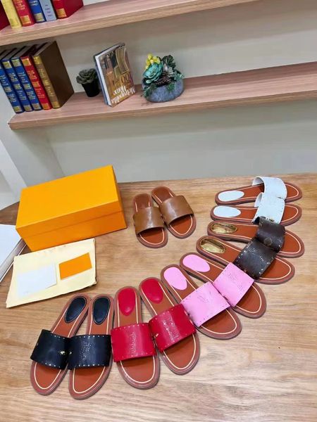 

2022 womens slippers summer rubber sandals beach slide fashion wear t indoor slippers sandal size 35-42 with box, Black