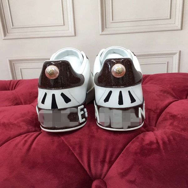 

2022fashion comfortable sports casual shoes triple leather classic stitching outdoor lace-up retro style size35-45 asdawda, Red;white