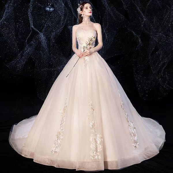 Champagner trägerloses Hochzeitskleid für Frauen 2022 Brautkugelkleider fegen Zug einfache schlanke Hochtaille Kleider Vestido de Noiva