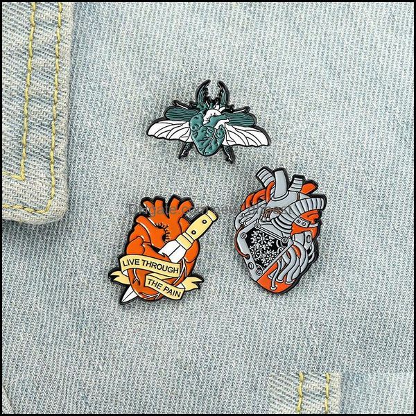 

pins brooches jewelry european oil drip heart series animal insect alloy cowboy badge accessories wholesale women men enamel clothes pins d, Gray