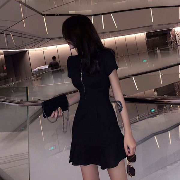 

the new summer scheming dress design shows the skinny fish tail super fairy minority in france, Black;gray