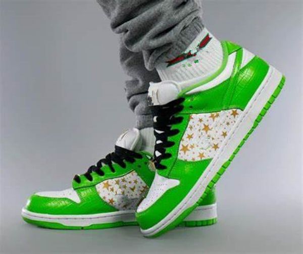 

designer shoes men/women sb dnk low mean green white green leather gold stars print comfortable textile lining gym training school footwear