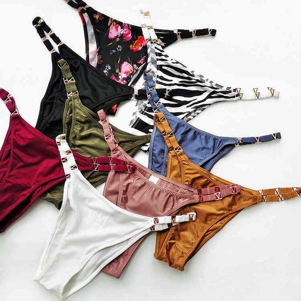

lingerie for women metal ice silk underwear fitns exercise hip lifting low waist high fork thong half hip wrap, Black;white