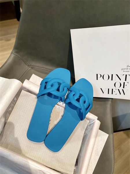 

2022 luxury classical designers women slippers sandals fashionable branded leather casual beach wedding party platform dating office dress r, Black