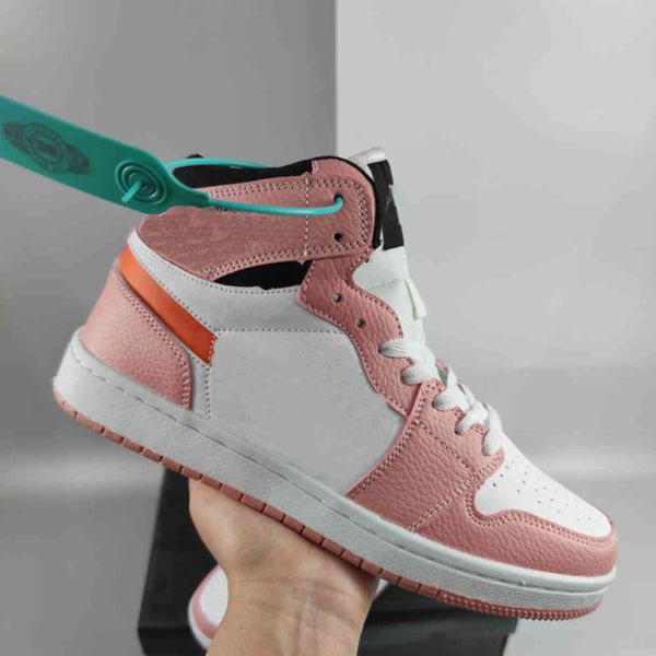 

mens 1 1s high og basketball shoes jumpman womens designer sneakers sports shoes 36-44, Black