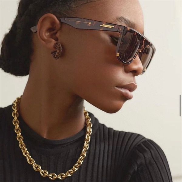 

sunglasses feng bv's fashion box star same plate sunglasses, White;black