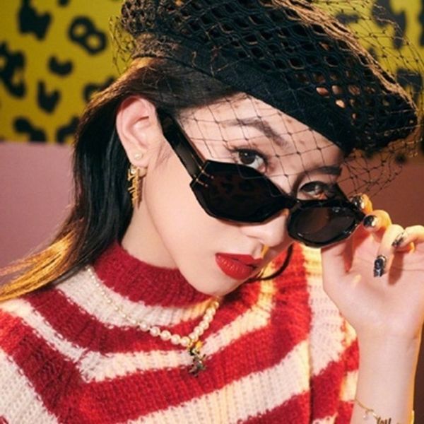 

designer sunglasses 22 d family personality small square oval sunglass star ins same sunglass dsgtb1uxr, White;black