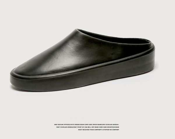 Le ultime scarpe da uomo e da donna indossano mezze pantofole una varietà di stili tra cui scegliere supporta il logo personalizzato