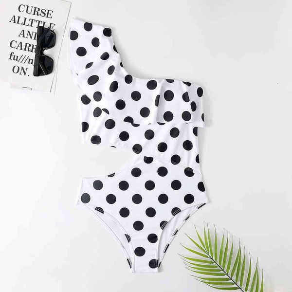 

women's style 202bikini ruffle bikini swimsuit, White;black